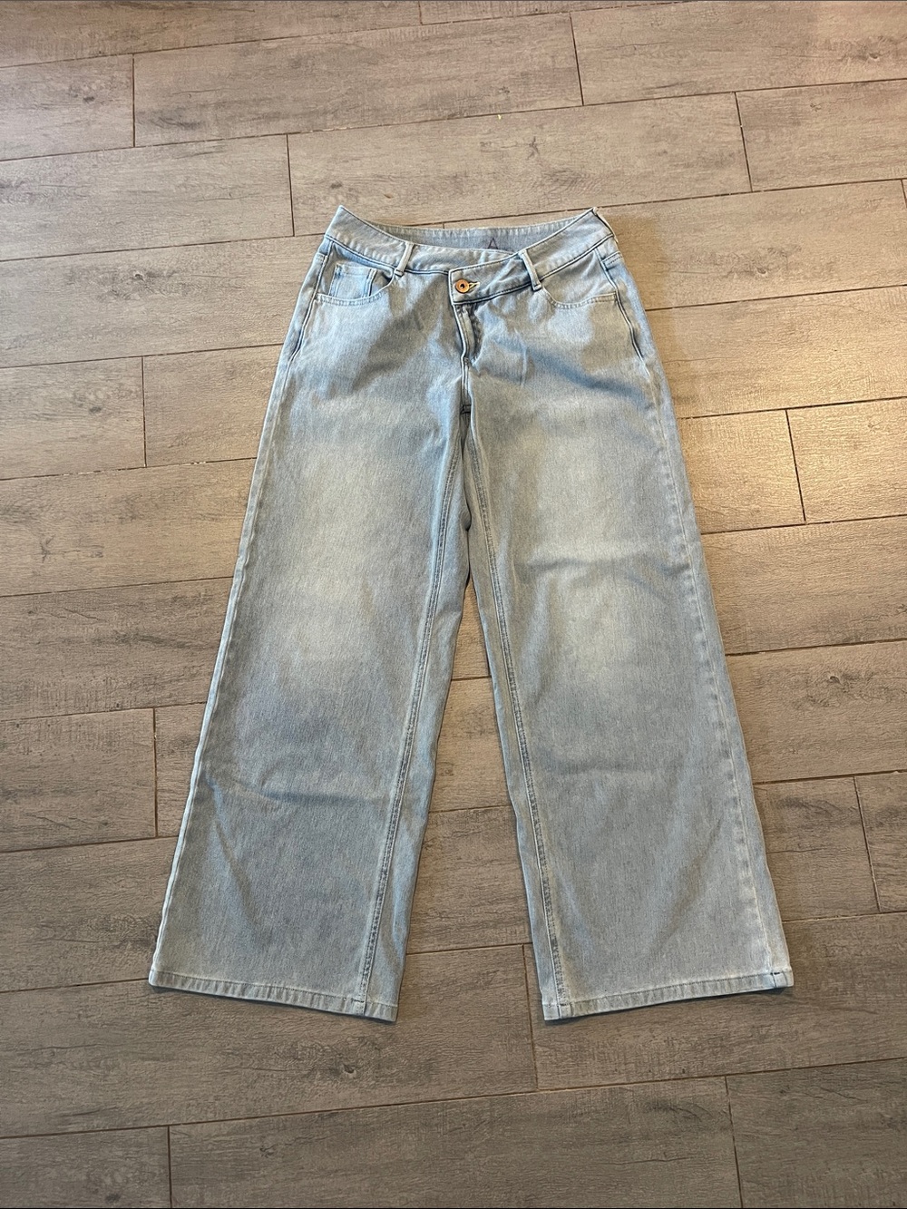 Halara Light Wash Wide Leg Women's Jeans - Classic Casual Style